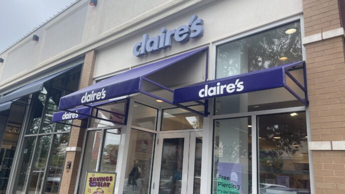 claire's