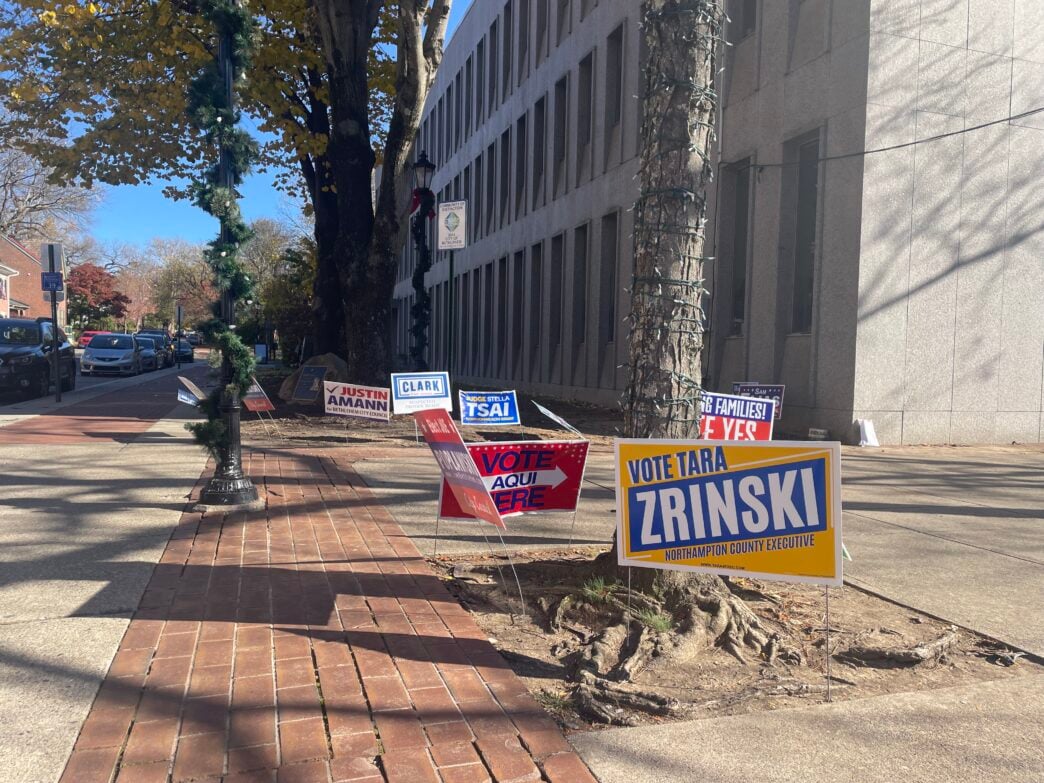 campaign signs at payrow plaza in bethlehem